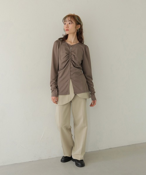 CLEIO（クレイオ）の「【CLEIO】ショルダーパフデザイントップス SHOULDER PUFF DESIGN TOPS（Tシャツ/カットソー・レディース・ホワイト系その他/モカ・FREE）」の20枚目の写真