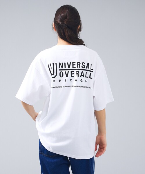 UNIVERSAL OVERALL(ユニバーサルオーバーオール)の「【UNIVERSAL OVERALL/ユニバーサルオーバーオール】LOGO BACKPRINT TEE / バックプリントロゴクルーネックTシャツ/ユニセックス(Tシャツ/カットソー・メンズ・ブルー系その他/グリーン系その他/ホワイト系その他/ホワイト/ネイビー/ブラック・M/L)」の2枚目の写真