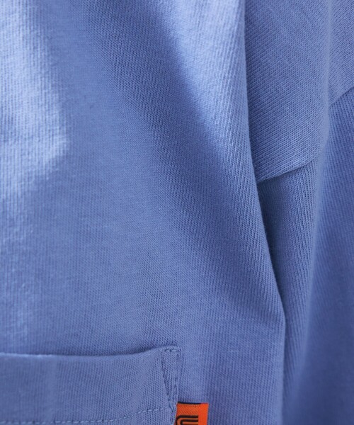 UNIVERSAL OVERALL(ユニバーサルオーバーオール)の「【UNIVERSAL OVERALL/ユニバーサルオーバーオール】LOGO BACKPRINT TEE / バックプリントロゴクルーネックTシャツ/ユニセックス(Tシャツ/カットソー・メンズ・ブルー系その他/グリーン系その他/ホワイト系その他/ホワイト/ネイビー/ブラック・M/L)」の20枚目の写真