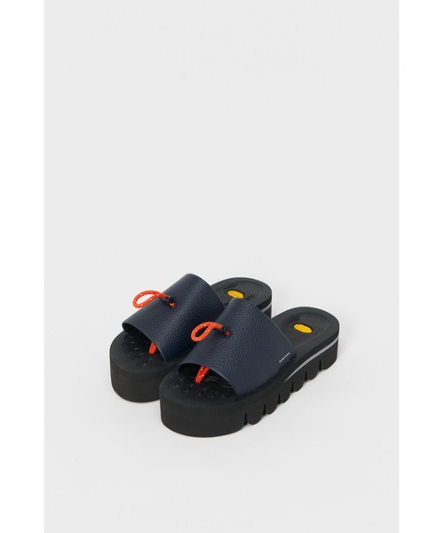 Hender Scheme(エンダースキーマ)の「cord slide(サンダル・メンズ・ブラック/ネイビー・6/5/4)」の2枚目の写真