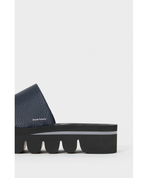 Hender Scheme(エンダースキーマ)の「cord slide(サンダル・メンズ・ブラック/ネイビー・6/5/4)」の11枚目の写真