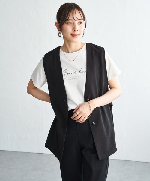 ikka(イッカ)の「ノーカラーサイドベルトジレ(ダウンベスト・レディース・ブラウン/ベージュ/ブラック・M/L)」の1枚目の写真