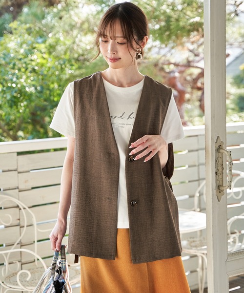 ikka（イッカ）の「ノーカラーサイドベルトジレ（ベスト・レディース・ブラウン/ベージュ/ブラック・M/L/S）」の17枚目の写真
