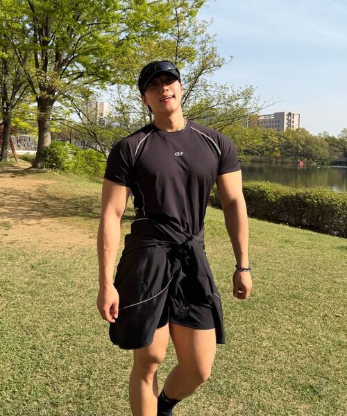MIHAK(ミハク)の「シンボルロゴマッスルプロTシャツ(BLACK)(Tシャツ/カットソー・メンズ・その他・1/2/3)」の12枚目の写真