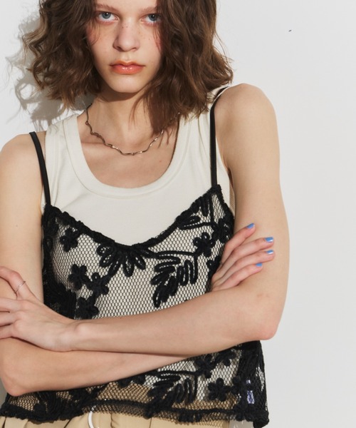 Unitage(ユニテージ)の「モール刺繍メッシュビスチェ(キャミソール・レディース・ブラック/ブラウン・FREE)」の10枚目の写真