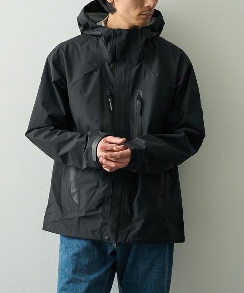 and wander/アンドワンダー】2.5L hiker rain jacket（ナイロン