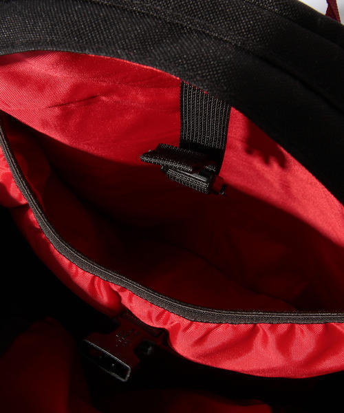 patagonia（パタゴニア）の「Patagonia / Ironwood Pack 20L（バックパック/リュック・レディース・ブラック/ネイビー・ONE SIZE）」の21枚目の写真