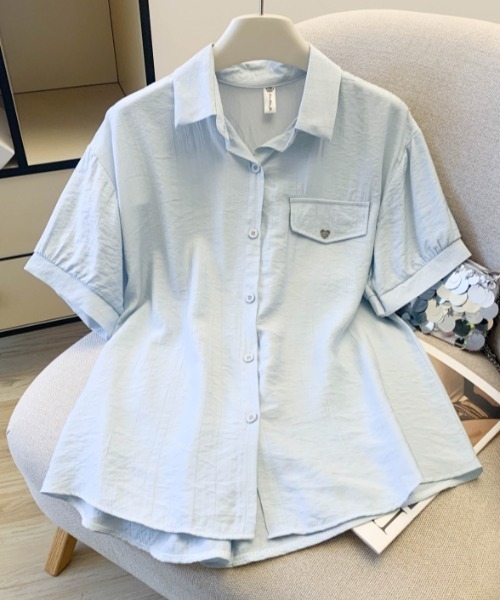LUCPY(ラクピー)の「半袖ペプラムシャツ(シャツ/ブラウス・レディース・ライトブルー/ホワイト・X-LARGE/LARGE/MEDIUM/SMALL)」の2枚目の写真