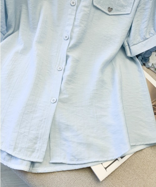 LUCPY(ラクピー)の「半袖ペプラムシャツ(シャツ/ブラウス・レディース・ライトブルー/ホワイト・X-LARGE/LARGE/MEDIUM/SMALL)」の4枚目の写真