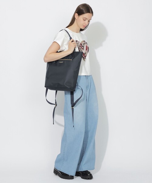 BLUE LABEL CRESTBRIDGE（ブルーレーベルクレストブリッジ）の「【WEB限定】ナイロンバックパック（バックパック/リュック・レディース・ダークネイビー/ブラック・FREE）」の12枚目の写真