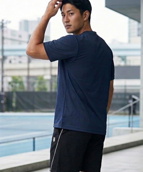 K-SWISS(ケースイス)の「【K-SWISS/ケースイス】ドライワッフルプリントクルーTシャツ/クルーネック 吸汗速乾 ストレッチ スポーツ カジュアル 春夏(Tシャツ/カットソー・メンズ・ブラック/ブルー/ネイビー・X-LARGE/LARGE/MEDIUM)」の3枚目の写真