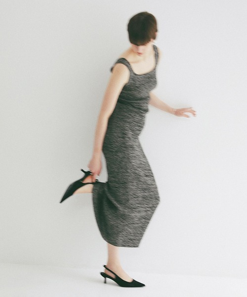 CLANE(クラネ)の「BACK OPEN KNIT ONEPIECE(ワンピース・レディース・ブラック・1/2)」の10枚目の写真