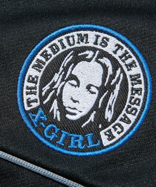 X-girl（エックスガール）の「LOGO PATCHED ZIP UP JERSEY COMPACT HOODIE（パーカー・レディース・ブラック/グレー・M/S）」の5枚目の写真