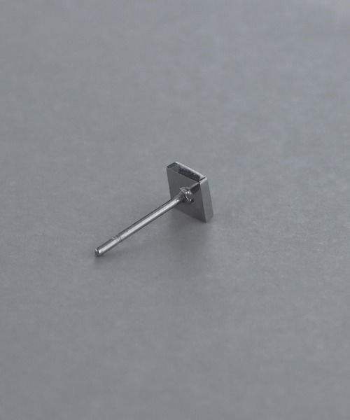 abaskdesign(アバスクデザイン)の「金属アレルギー対応 スクエアスタッドピアス(ピアス(両耳用)・レディース・ゴールド/シルバー・FREE)」の13枚目の写真