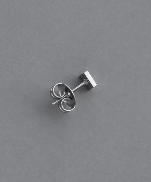 abaskdesign(アバスクデザイン)の「金属アレルギー対応 スクエアスタッドピアス(ピアス(両耳用)・レディース・ゴールド/シルバー・FREE)」の15枚目の写真