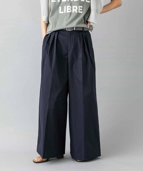 MICHEL KLEIN(ミッシェル・クラン)の「2タックワイドチノパンツ(チノパンツ・レディース・ネイビー/ベージュ・38/40)」の1枚目の写真