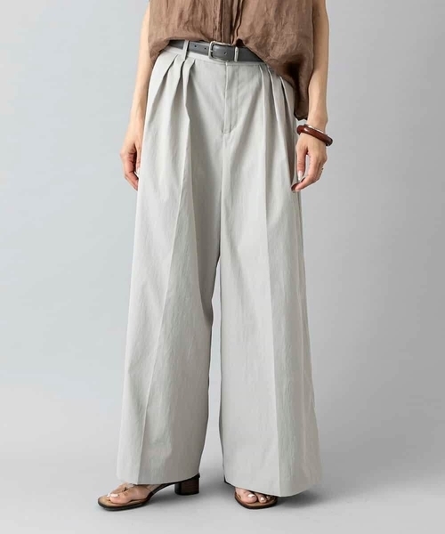 MICHEL KLEIN(ミッシェル・クラン)の「2タックワイドチノパンツ(チノパンツ・レディース・ネイビー/ベージュ・38/40)」の2枚目の写真