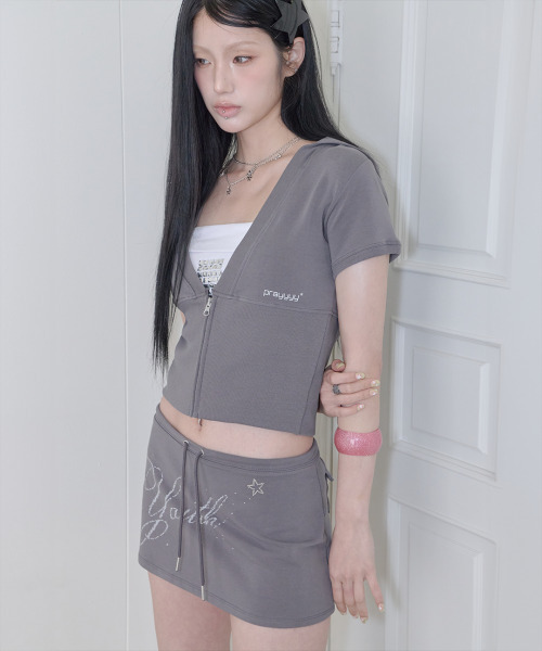 41PRAY（サイルプレイ）の「Youth Graphic Skirt / Charcoal（スカート・レディース・チャコールグレー・OS）」の6枚目の写真