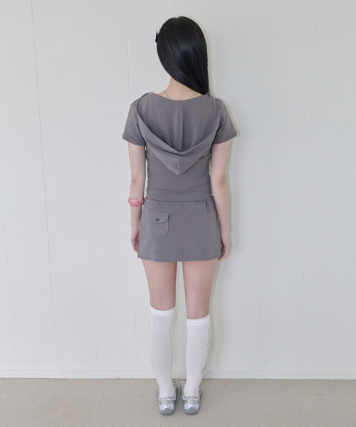 41PRAY（サイルプレイ）の「Youth Graphic Skirt / Charcoal（スカート・レディース・チャコールグレー・OS）」の3枚目の写真