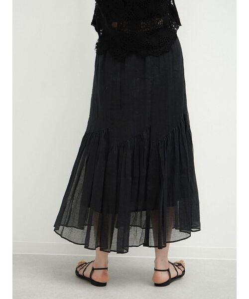 FIKA.（フィーカ）の「Sheer check tiered skirt（スカート・レディース・ブラック/アイボリー・MEDIUM）」の9枚目の写真