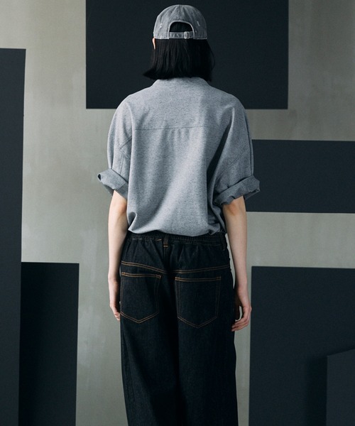 MAISON SPECIAL（メゾンスペシャル）の「《UNISEX》Birdseye Jersey Mesh Prime-Over Henry Neck Short-sleeved T-shirt/バーズアイジャージーメッシュプライムオーバーヘンリーネックショートスリーブTシャツ【MAISON SPECIAL/メゾンスペシャル】（Tシャツ/カットソー・メンズ・ライトグレー/ブラック・0/2/1）」の17枚目の写真