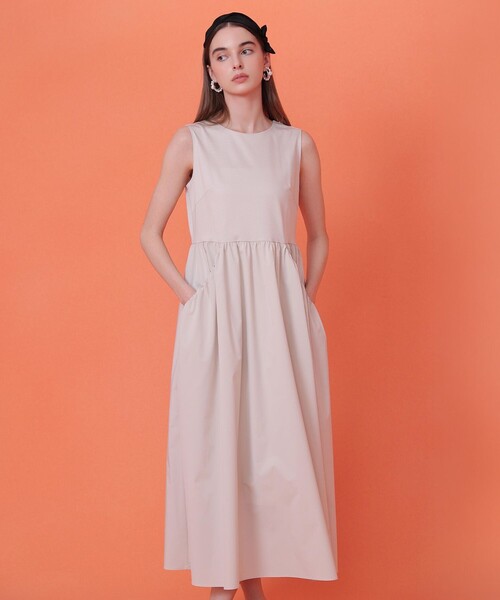 ANAYI(アナイ)の「ポンチ×タフタバックシャン ワンピース(ワンピース・レディース・ブラック/ベージュ・36/38)」の12枚目の写真