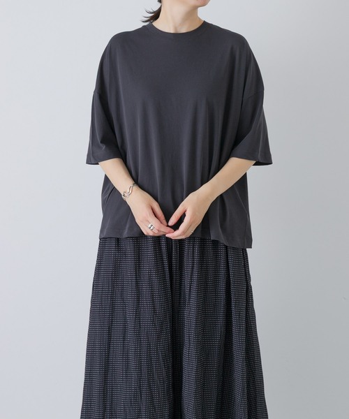 かぐれ(カグレ)の「ハイツイストコットン半袖Tシャツ(Tシャツ/カットソー・レディース・チャコールグレー/オフホワイト/ブラック・FREE)」の16枚目の写真