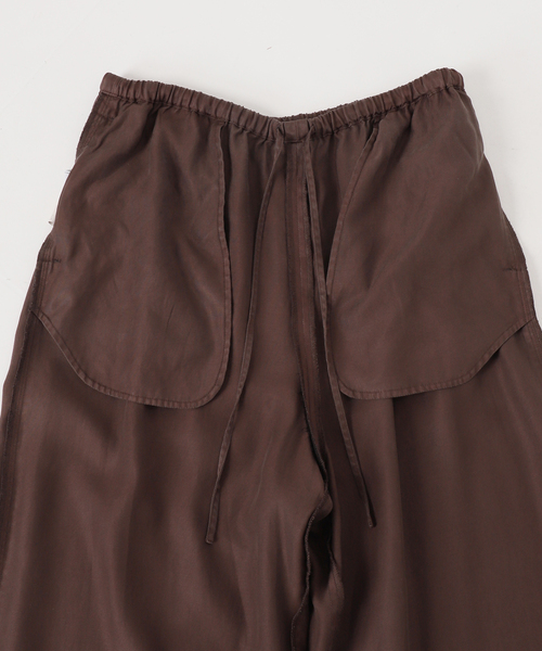 SLOBE IENA(スローブイエナ)の「《シリーズあり/セットアップ可/追加》製品染め イージーパンツ(その他パンツ・レディース・グレー/ブラウン・36/38)」の8枚目の写真