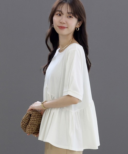 Aletta vita(アレッタビータ)の「綿天竺ギャザーデザインカットソー(Tシャツ/カットソー・レディース・オフホワイト/ブラック・M)」の18枚目の写真