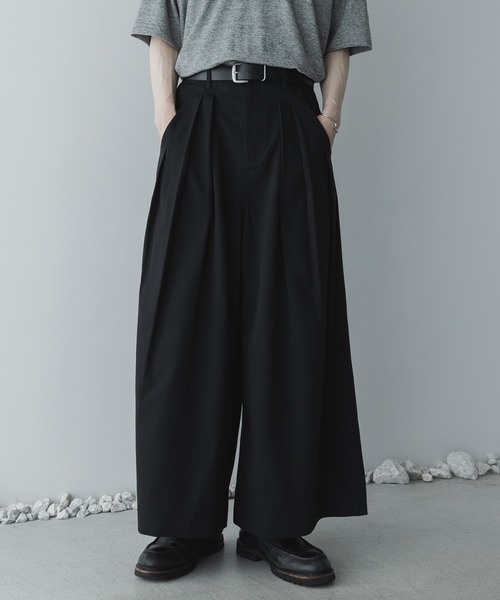remer(リメール)の「ディープタックバギーワイドパンツ / deep tuck buggy wide PT 〈SUMMER〉(スラックス・メンズ・ダークグレー/ブラック・MEDIUM/X-SMALL/SMALL/LARGE)」の8枚目の写真