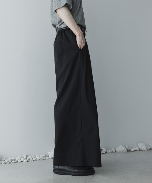 remer(リメール)の「ディープタックバギーワイドパンツ / deep tuck buggy wide PT 〈SUMMER〉(スラックス・メンズ・ダークグレー/ブラック・MEDIUM/X-SMALL/SMALL/LARGE)」の10枚目の写真