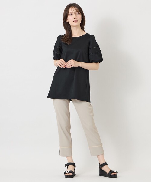 TO BE CHIC(トゥー ビー シック)の「ハイゲージポンチ レーススリーブチュニック(Tシャツ/カットソー・レディース・オフホワイト/ブラック・40)」の4枚目の写真