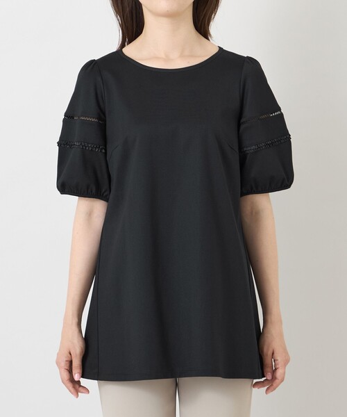 TO BE CHIC(トゥー ビー シック)の「ハイゲージポンチ レーススリーブチュニック(Tシャツ/カットソー・レディース・オフホワイト/ブラック・40)」の5枚目の写真