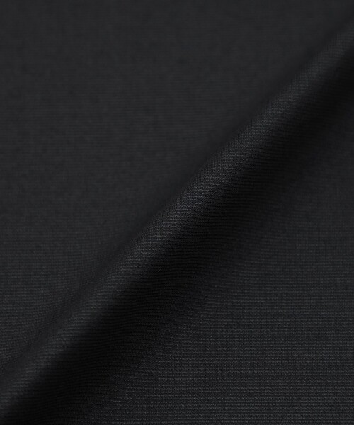 TO BE CHIC(トゥー ビー シック)の「ハイゲージポンチ レーススリーブチュニック(Tシャツ/カットソー・レディース・オフホワイト/ブラック・40)」の9枚目の写真