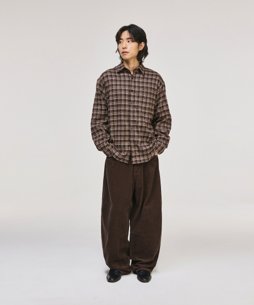 SIGNATURE（シグネチャ）の「ワイドカーブドダートコーデュロイパンツ[ブラウン]（その他パンツ・レディース・その他・XL/S/L/M）」の5枚目の写真