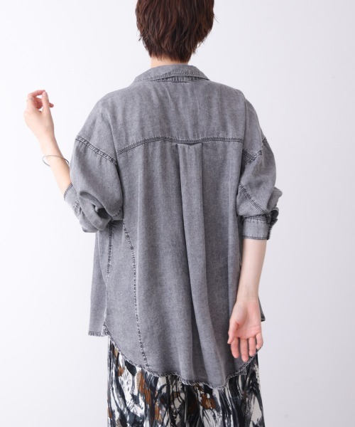 Bou Jeloud(ブージュルード)の「パウダーシルクデニムブラウス(シャツ/ブラウス・レディース・サックスブルー/グレー・38)」の9枚目の写真