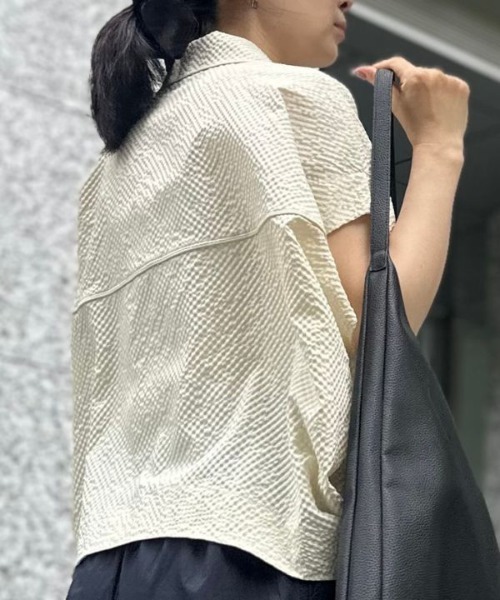 Human 2nd Occasion(ヒューマンセカンドオケージョン)の「シアーサッカー リラクシーシャツ(シャツ/ブラウス・レディース・ブラック/ナチュラル・FREE)」の16枚目の写真