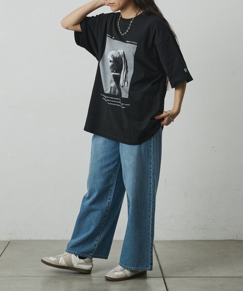 COLONY 2139(コロニートゥーワンスリーナイン)の「【ConVenir】フェルメールTシャツ(Tシャツ/カットソー・メンズ・ホワイト/ブラック・MEDIUM/LARGE)」の7枚目の写真