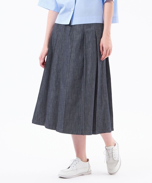 MACKINTOSH PHILOSOPHY(マッキントッシュ フィロソフィー)の「ライトオンスデニムプリーツスカート(スカート・レディース・ブルー/ダークネイビー・38/40/36)」の1枚目の写真