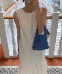 バックデザイン ノースリーブティアードワンピース