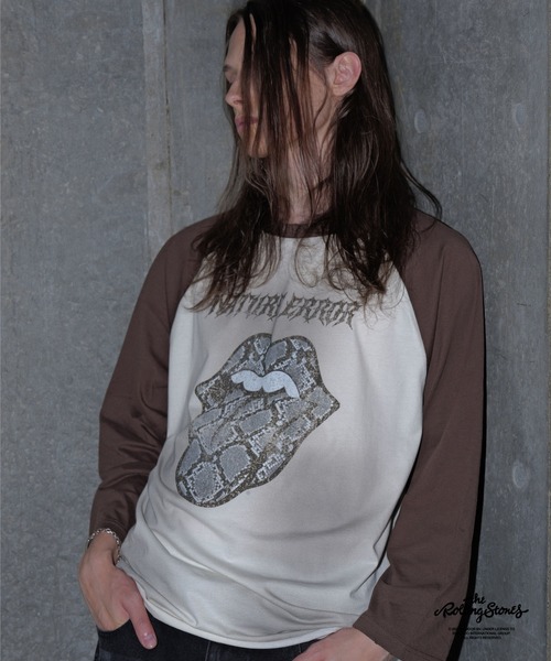 GRANCY(グランシー)の「【GRANCY×The Rolling Stones】Lips and Tongue Raglan T-Shirt / リップ&タン ラグランTシャツ(Tシャツ/カットソー・メンズ・ブラック/ホワイト・M/S/L)」の1枚目の写真
