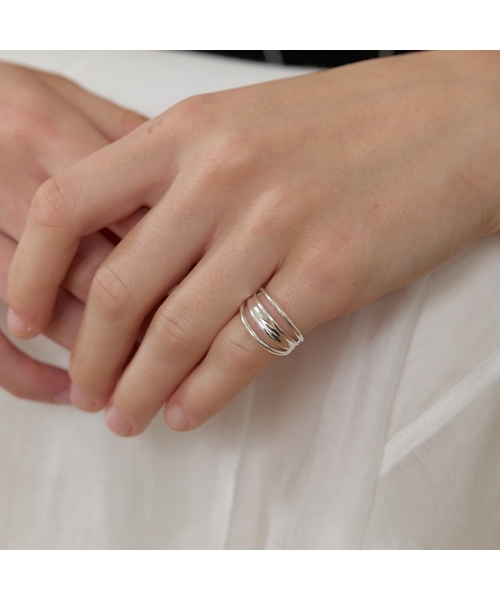 LOVE ME MONSTER(ラブミーモンスター)の「Trio Ring (L262MRI020)(リング・レディース・シルバー/ゴールド・FREE)」の1枚目の写真