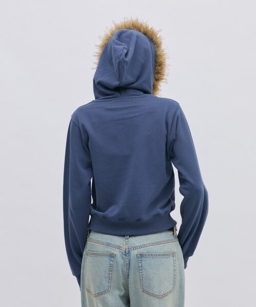 FILA(フィラ)の「【 FILA 別注 】裏毛ファーフードジップパーカー(パーカー・レディース・グレー/ネイビー・LARGE/MEDIUM)」の12枚目の写真