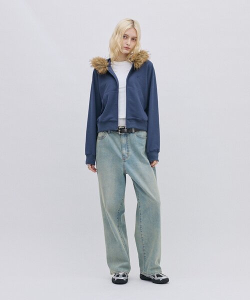 FILA(フィラ)の「【 FILA 別注 】裏毛ファーフードジップパーカー(パーカー・レディース・グレー/ネイビー・LARGE/MEDIUM)」の6枚目の写真