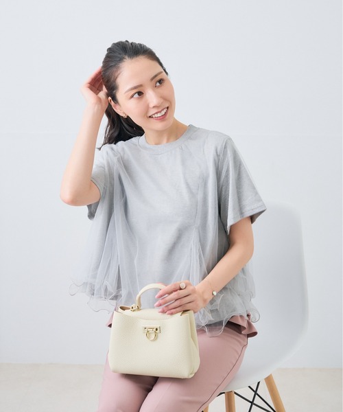 Neige(ネージュ)の「エアリーメロウチュールトップス(Tシャツ/カットソー・レディース・ブラック/グレー・ONE SIZE)」の11枚目の写真