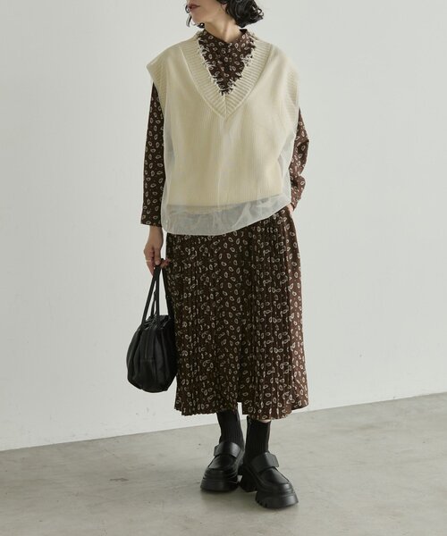 ear PAPILLONNER(イアパピヨネ)の「長袖斜めプリーツOP【SUM1 STYLE】(ワンピース・レディース・ブラック/ダークブラウン・FREE)」の14枚目の写真