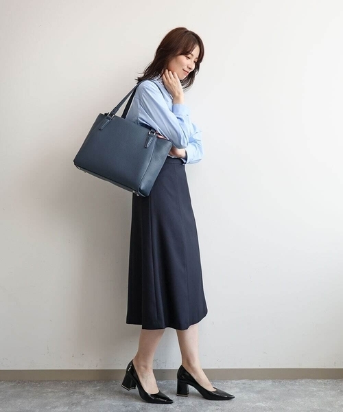 MK MICHEL KLEIN（エムケーミッシェルクラン）の「[2WAY/A4収納可]合成皮革ポイントデザイントートバッグ（トートバッグ・レディース・ネイビー/モカ/ブラック・00）」の5枚目の写真