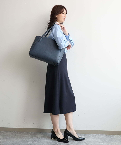 MK MICHEL KLEIN（エムケーミッシェルクラン）の「[2WAY/A4収納可]合成皮革ポイントデザイントートバッグ（トートバッグ・レディース・ネイビー/モカ/ブラック・00）」の18枚目の写真