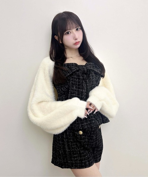 INGNI(イング)の「【WEB限定】フェザーニットボレロ(カーディガン/ボレロ・レディース・ブラック/ベージュ/オフホワイト・M)」の11枚目の写真