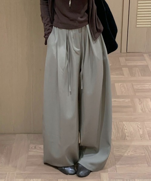 FLINEA(フリネア)の「プリーツリボンリラックスパンツ(その他パンツ・レディース・チャコールグレー/ブラック/ベージュ・FREE)」の6枚目の写真